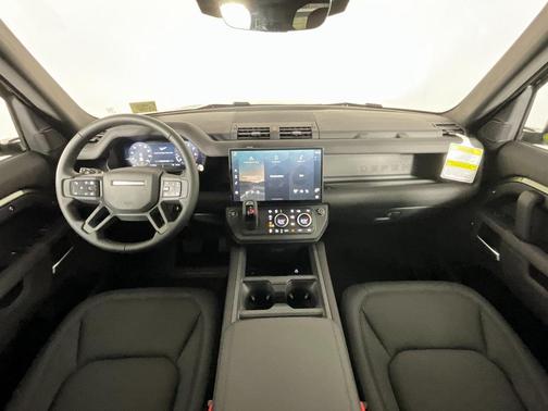 2026 Land Rover Defender P300 S