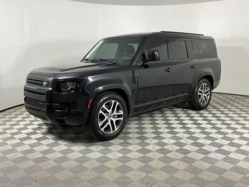 2023 Land Rover Defender 130 X-Dynamic SE