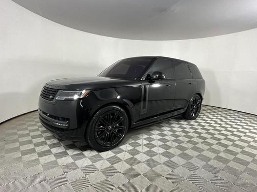 2023 Land Rover Range Rover P530 SE