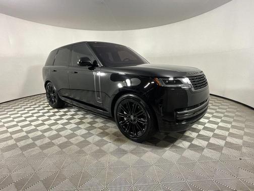 2023 Land Rover Range Rover P530 SE