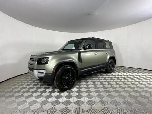 2025 Land Rover Defender 110 P300