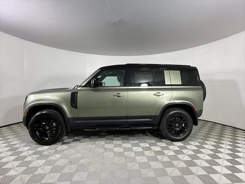 2025 Land Rover Defender 110 P300