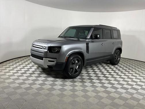 2023 Land Rover Defender 110 SE