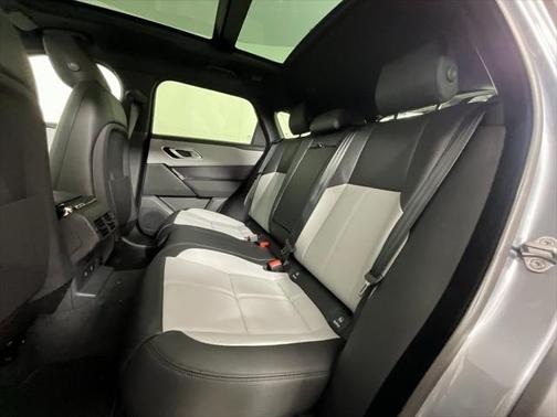 2026 Land Rover Range Rover Velar P400 Dynamic SE