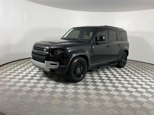 Santorini Black Metallic 2025 Land Rover Defender 110 P300