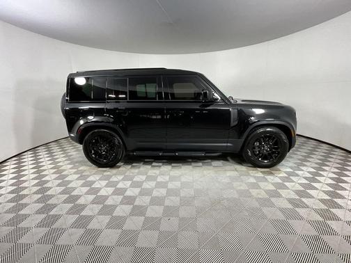 Santorini Black Metallic 2025 Land Rover Defender 110 P300