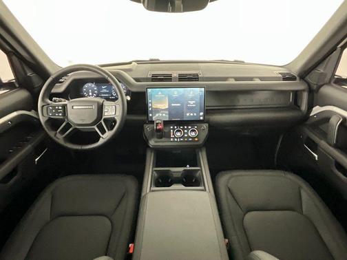 Borasco Grey Metallic 2026 Land Rover Defender P500 X-Dynamic SE