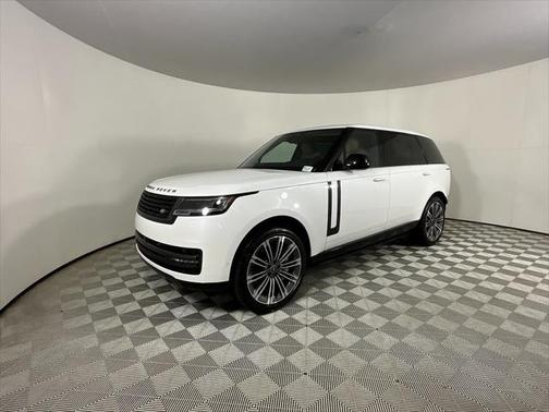 2025 Land Rover Range Rover P530 SE 7 Seat