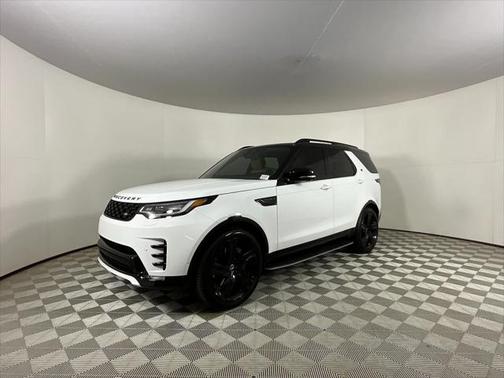 2025 Land Rover Discovery P360 Dynamic SE