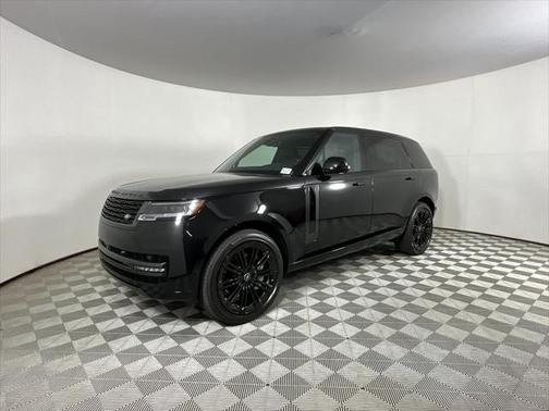 2025 Land Rover Range Rover P530 SE 7 Seat