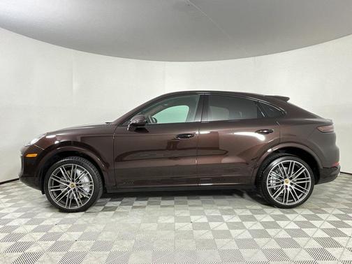 2022 Porsche Cayenne Turbo