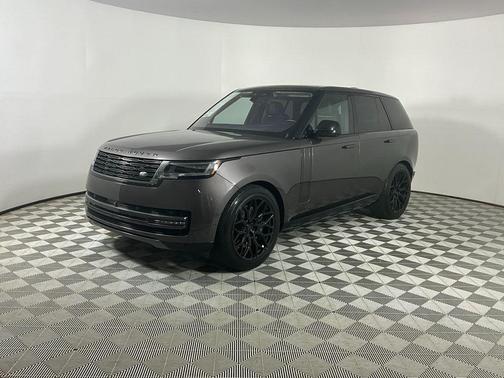 2023 Land Rover Range Rover P530 SE