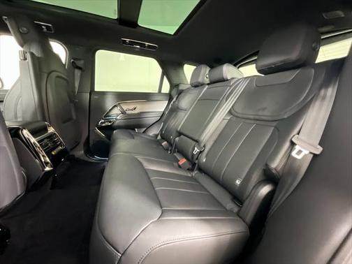 2025 Land Rover Range Rover Sport P360 S