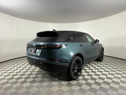 2026 Land Rover Range Rover Velar P400 Dynamic SE