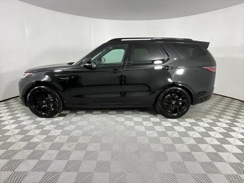 2023 Land Rover Discovery P300 S R-Dynamic