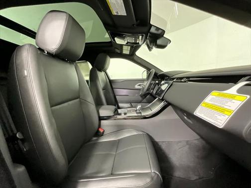 2026 Land Rover Range Rover Velar P400 Dynamic SE