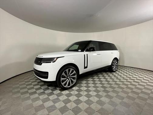 2025 Land Rover Range Rover P530 SE 7 Seat