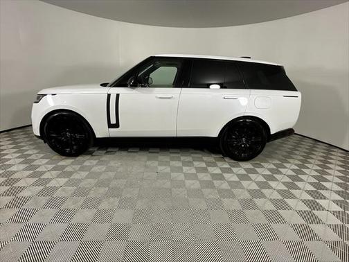 2025 Land Rover Range Rover P550e Autobiography