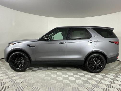 2026 Land Rover Discovery S