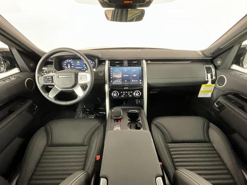 2026 Land Rover Discovery S