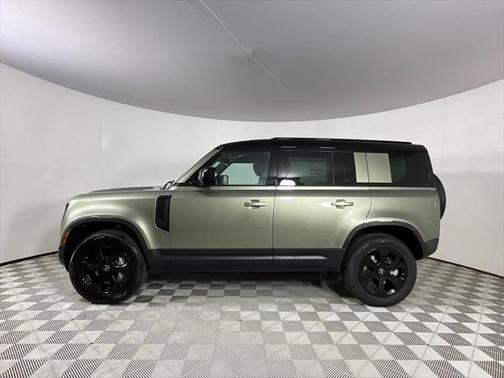 2025 Land Rover Defender 110 P400 S