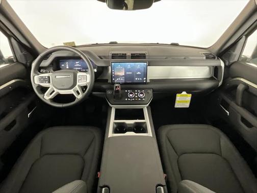 2025 Land Rover Defender 110 P400 S