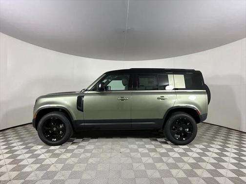 2025 Land Rover Defender 110 P400 S