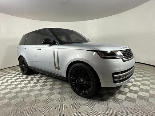 2023 Land Rover Range Rover P530 SE