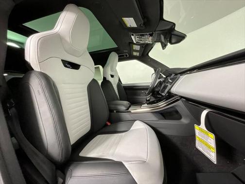 2025 Land Rover Range Rover Sport P635 SV Edition Two