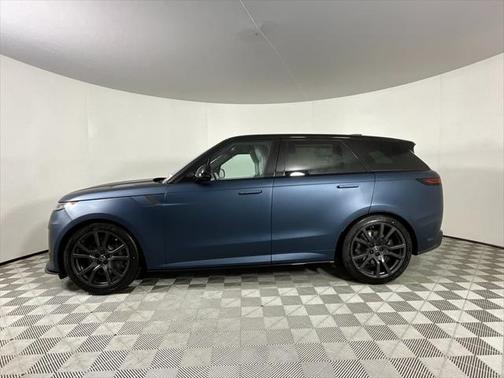 2025 Land Rover Range Rover Sport P635 SV Edition Two