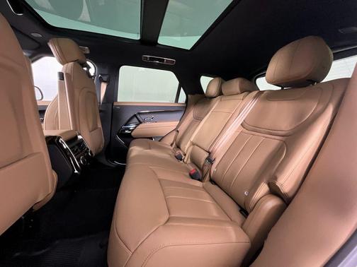 2025 Land Rover Range Rover Sport SE