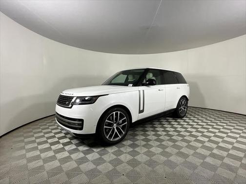 2025 Land Rover Range Rover P530 SE