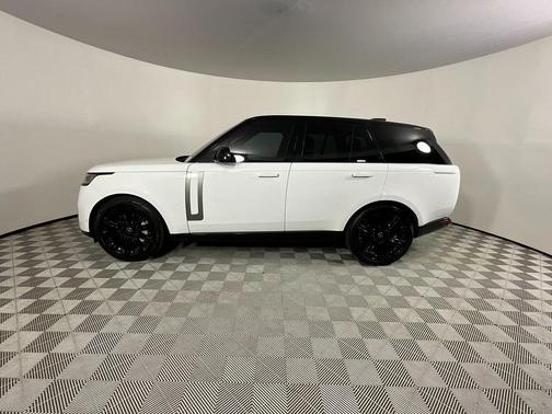 2023 Land Rover Range Rover P530 SE