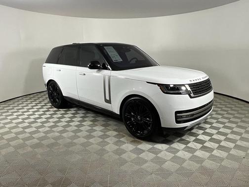 2023 Land Rover Range Rover P530 SE