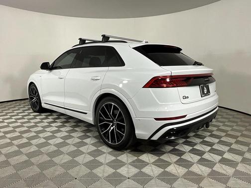 2021 Audi Q8 55 Prestige
