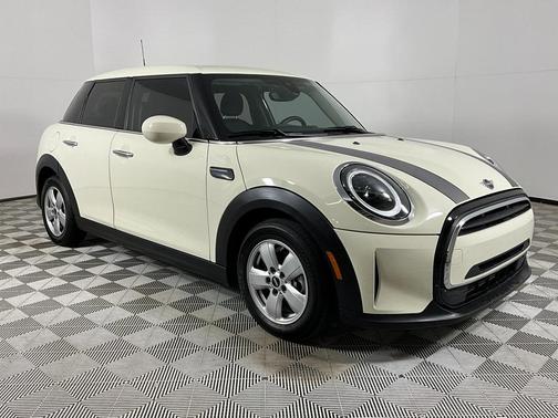 2022 MINI Hardtop Cooper