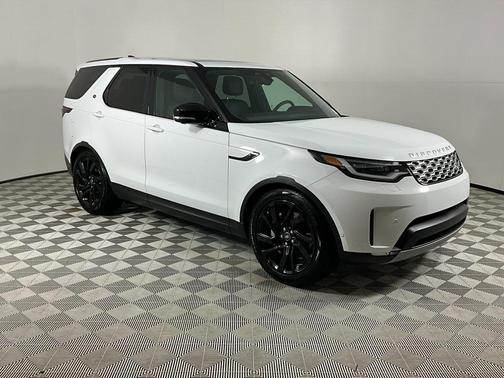 2025 Land Rover Discovery P300 S