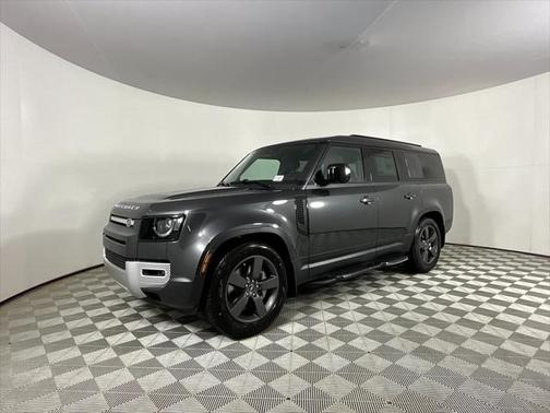 2025 Land Rover Defender 130 P400 S