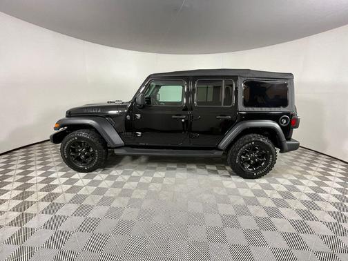Black Clearcoat 2023 Jeep Wrangler Willys