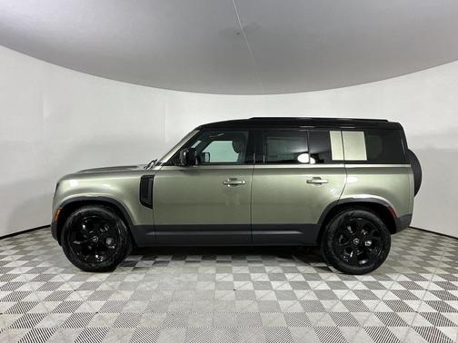 2025 Land Rover Defender 110 P400 S