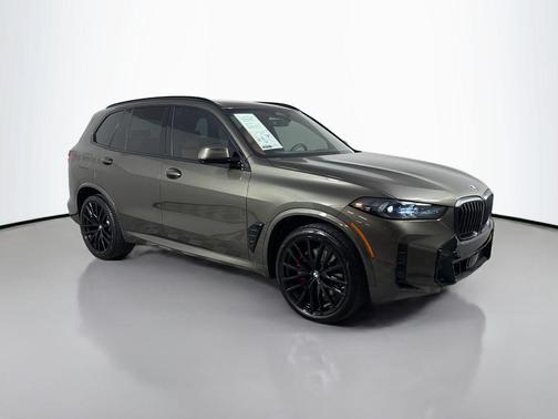 Manhattan Green Metallic 2025 BMW X5 sDrive40i