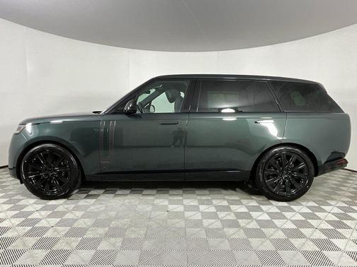 Belgravia Green Metallic 2026 Land Rover Range Rover Autobiography
