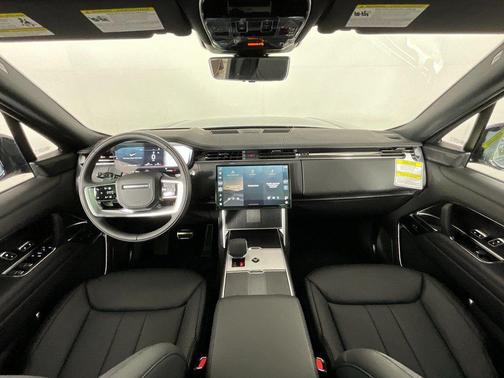 Belgravia Green Metallic 2026 Land Rover Range Rover Autobiography