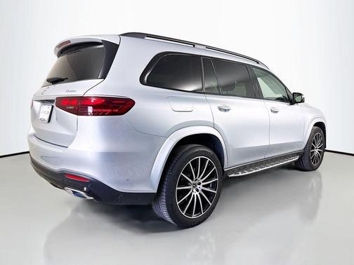 Cirrus Silver Metallic 2024 Mercedes-Benz GLS 450 4MATIC