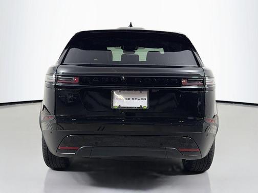 Santorini Black Metallic 2026 Land Rover Range Rover Velar P250 S