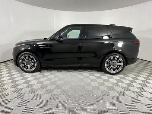2023 Land Rover Range Rover Sport SE
