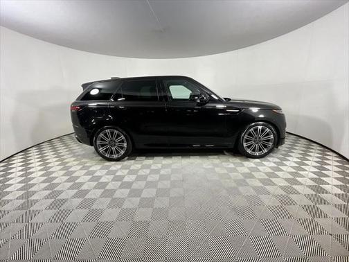 2023 Land Rover Range Rover Sport SE