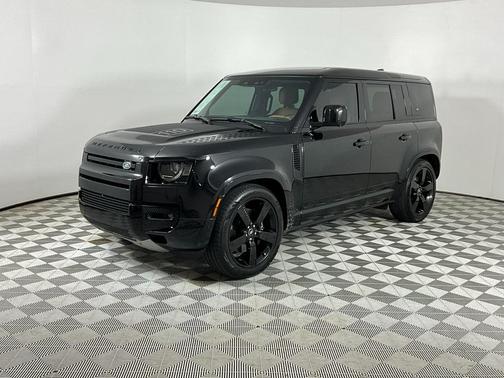 2024 Land Rover Defender 110 V8