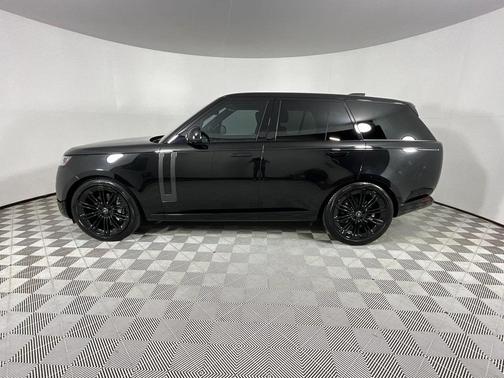 2023 Land Rover Range Rover P400 SE