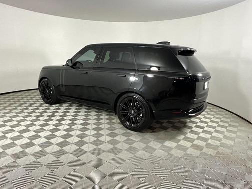2023 Land Rover Range Rover P400 SE